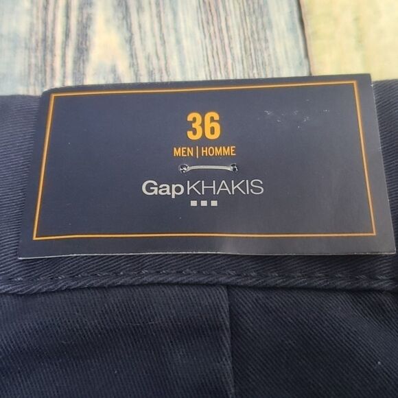 NWT! Gap KHAKIS Factory shorts size 36 - Picture 7 of 7